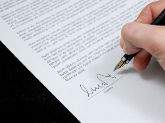 Asesoría Legal y Financiera